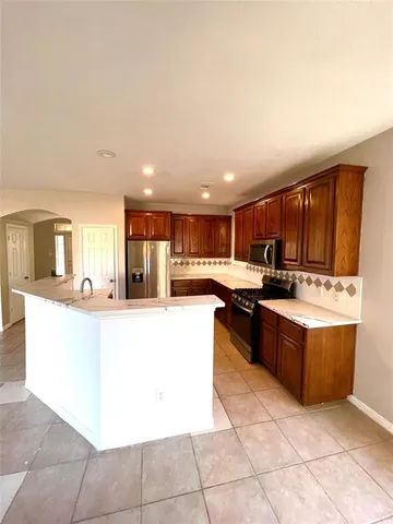 $2,750 | 322 Suncreek Drive, Allen, TX 75013