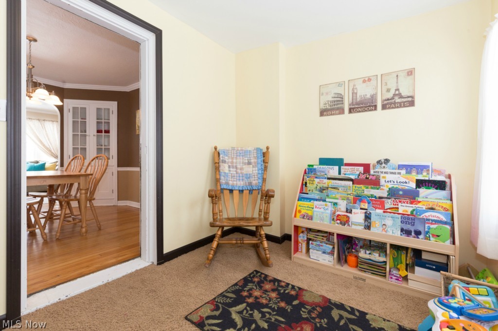 955 Rushleigh Road Cleveland Heights, OH 44121 - Photo 10 of 25