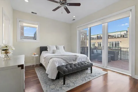 $675,000 | 2314 West Wabansia Avenue, Unit 3W, Chicago, IL 60647