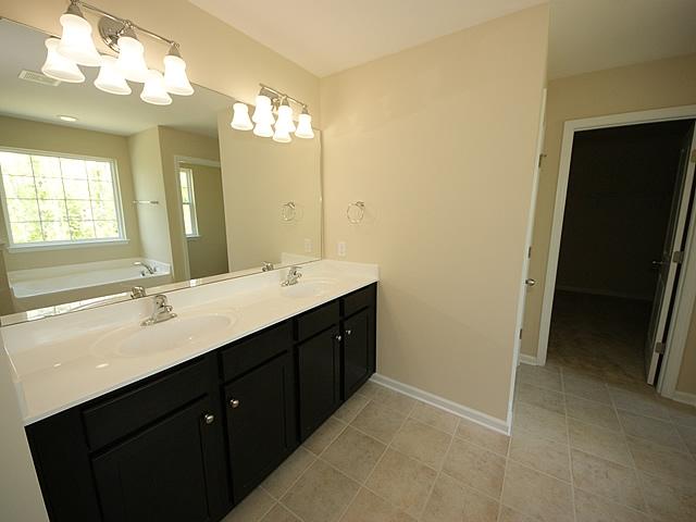304 Spectrum Road Summerville, SC 29486 - Photo 10 of 17 Master Bathroom