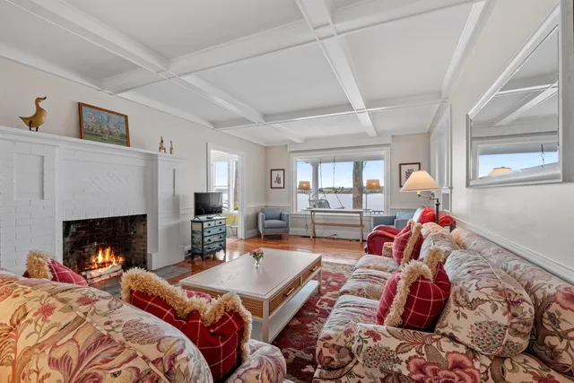 $7,900,000 | 180 Sewall Road, Wolfeboro, NH 03894