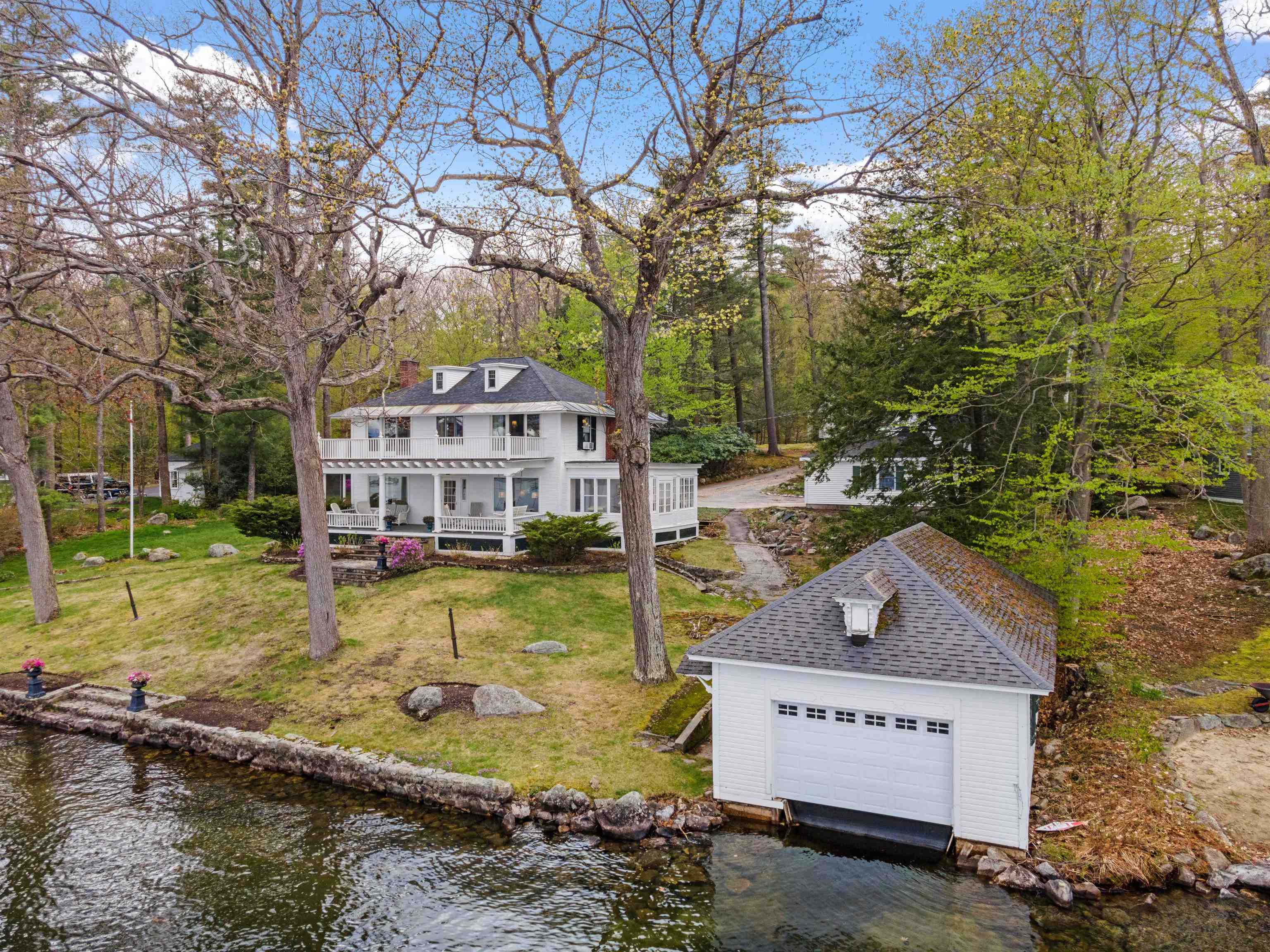 180 Sewall Road Wolfeboro, NH 03894 - Photo 3 of 59