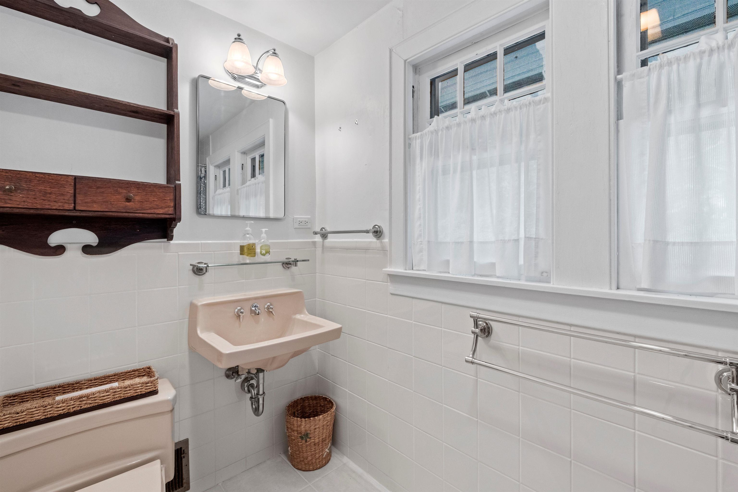 180 Sewall Road Wolfeboro, NH 03894 - Photo 32 of 59