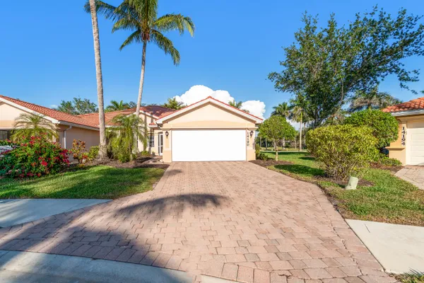 $399,000 | 14190 Fall Creek Court, Naples, FL 34114