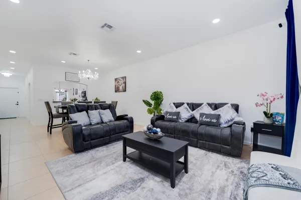 $399,000 | 14190 Fall Creek Court, Naples, FL 34114