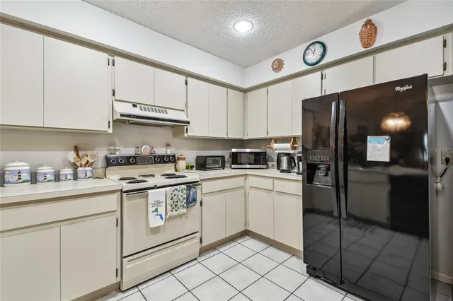 $232,000 | 23227 Club Villas Drive, Unit 38, Land O' Lakes, FL 34639