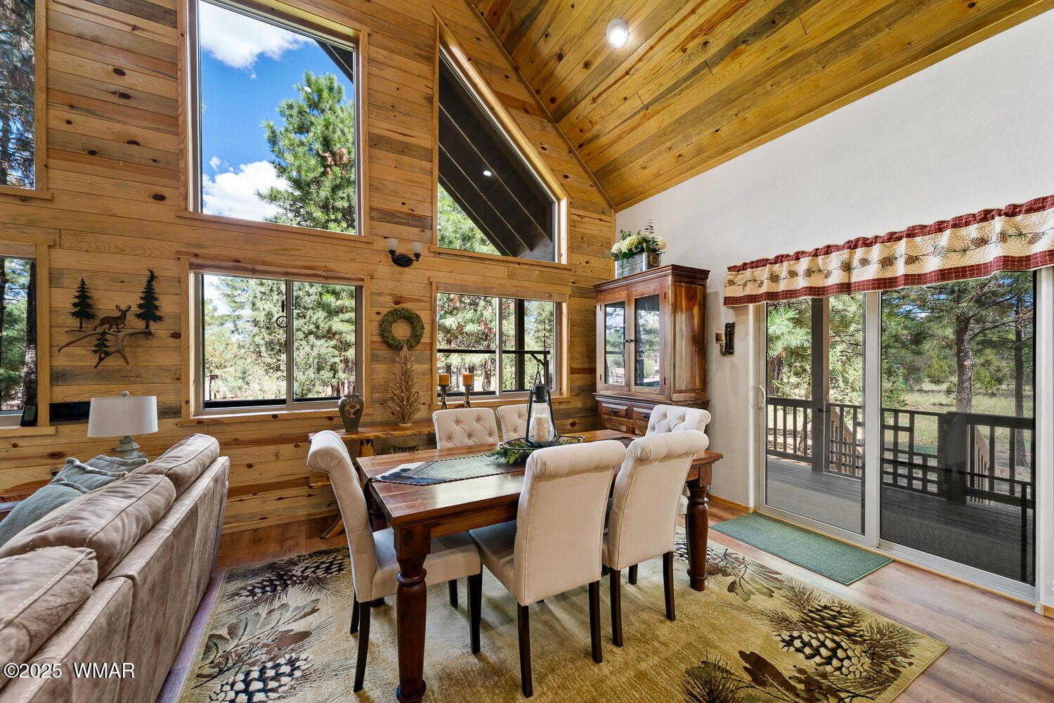2046 Christmas Pine Road Overgaard, AZ 85933 - Photo 21 of 77