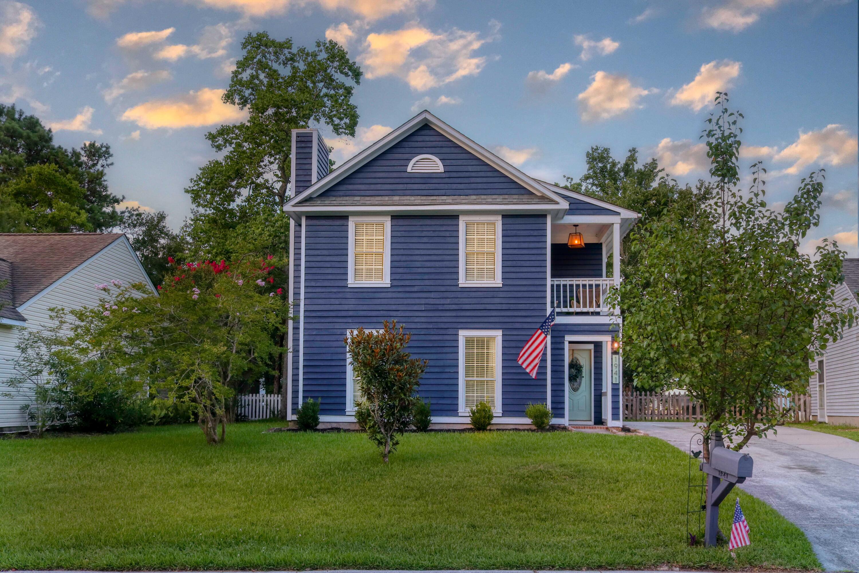 1941 Davant Circle Mount Pleasant, SC 29464 - Photo 2 of 30 1941DavantCirTwilight-CasaVerdeMedialLLC