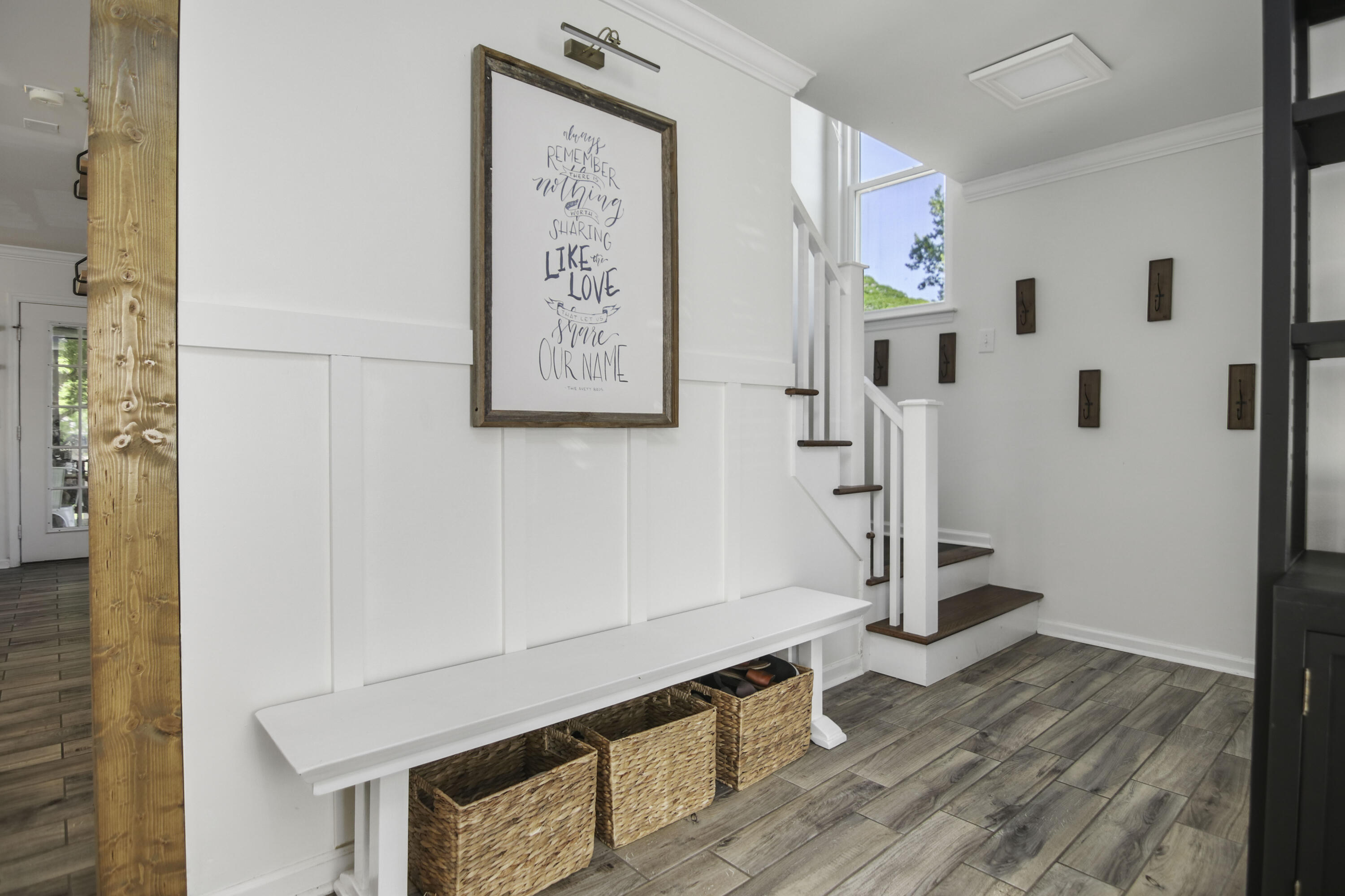 1941 Davant Circle Mount Pleasant, SC 29464 - Photo 4 of 30 1941DavantCir-CasaVerdeMedialLLC21