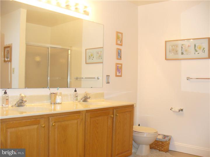 242 Fox Run Exton, PA 19341 - Photo 7 of 17 Master Bathroom