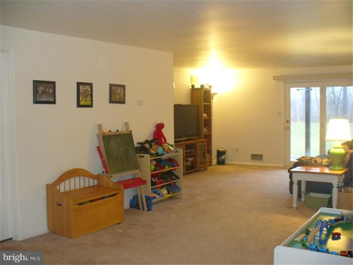242 Fox Run Exton, PA 19341 - Photo 10 of 17 Basement - Finished