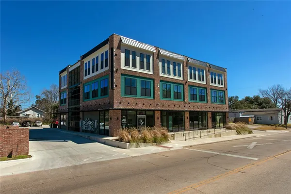 $1,275 | 305 West 27th Street, Unit 332, Bryan, TX 77803