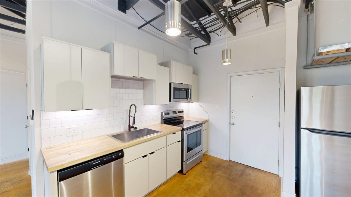 305 West 27th Street, Unit 332 Bryan, TX 77803 - Photo 3 of 14