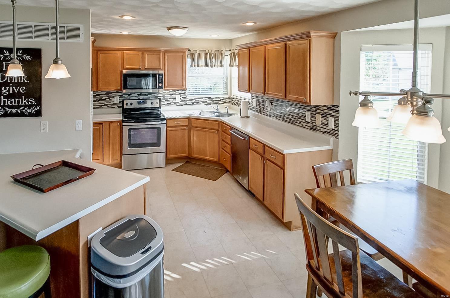 1225 Quail Ridge Court Belleville, IL 62221 - Photo 15 of 54 Gallery Image 15
