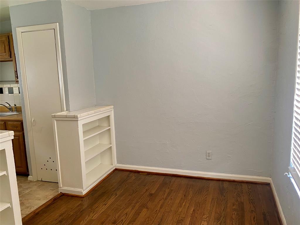 5953 Lewis Street Dallas, TX 75206 - Photo 7 of 13