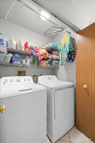 $369,900 | 1115 Apple Hill Court, Elgin, IL 60120