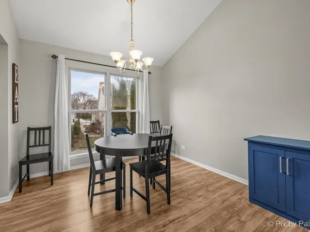 $369,900 | 1115 Apple Hill Court, Elgin, IL 60120