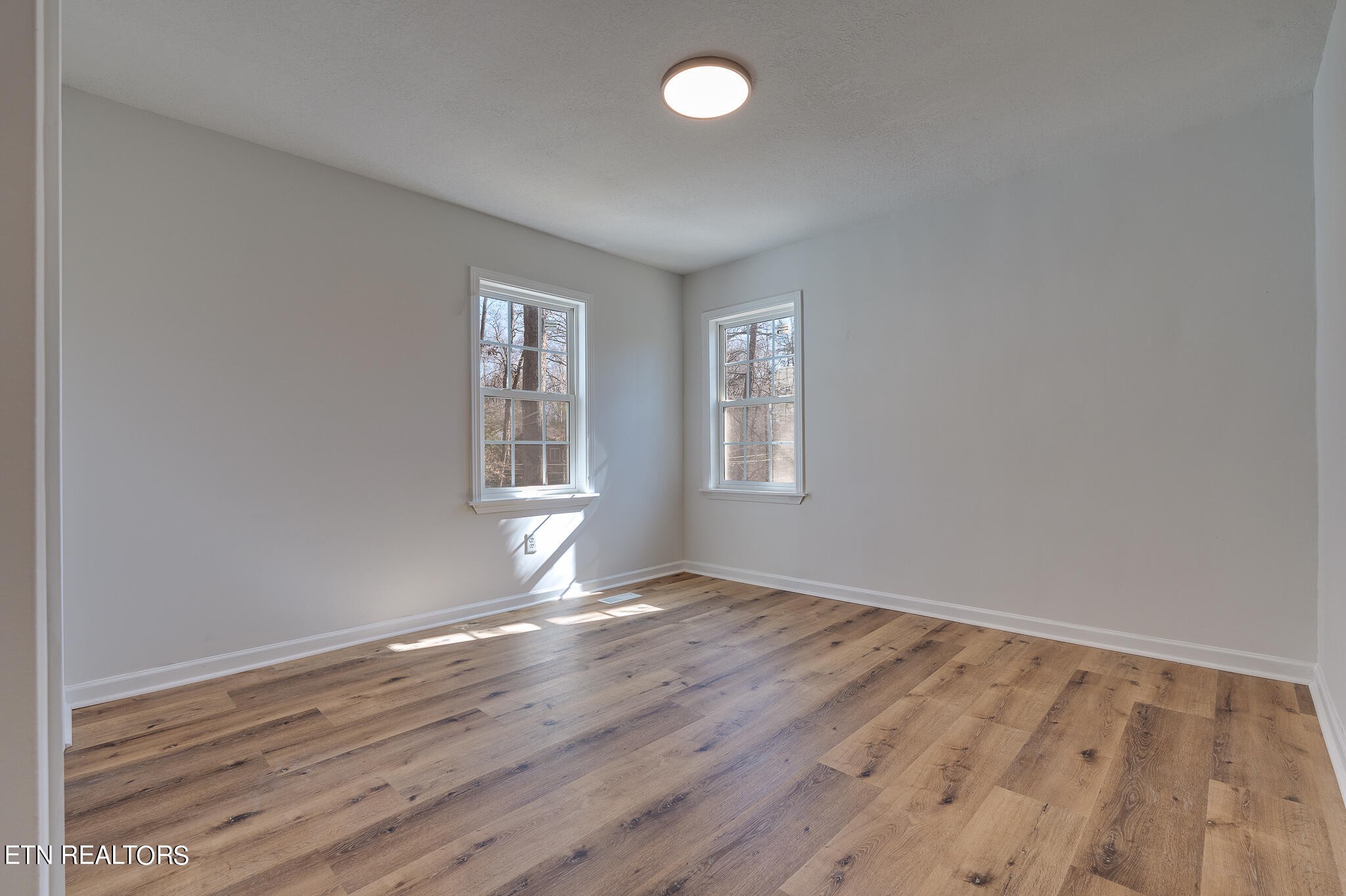 209 Maple Loop Road Knoxville, TN 37920 - Photo 12 of 42 Gallery Image 12