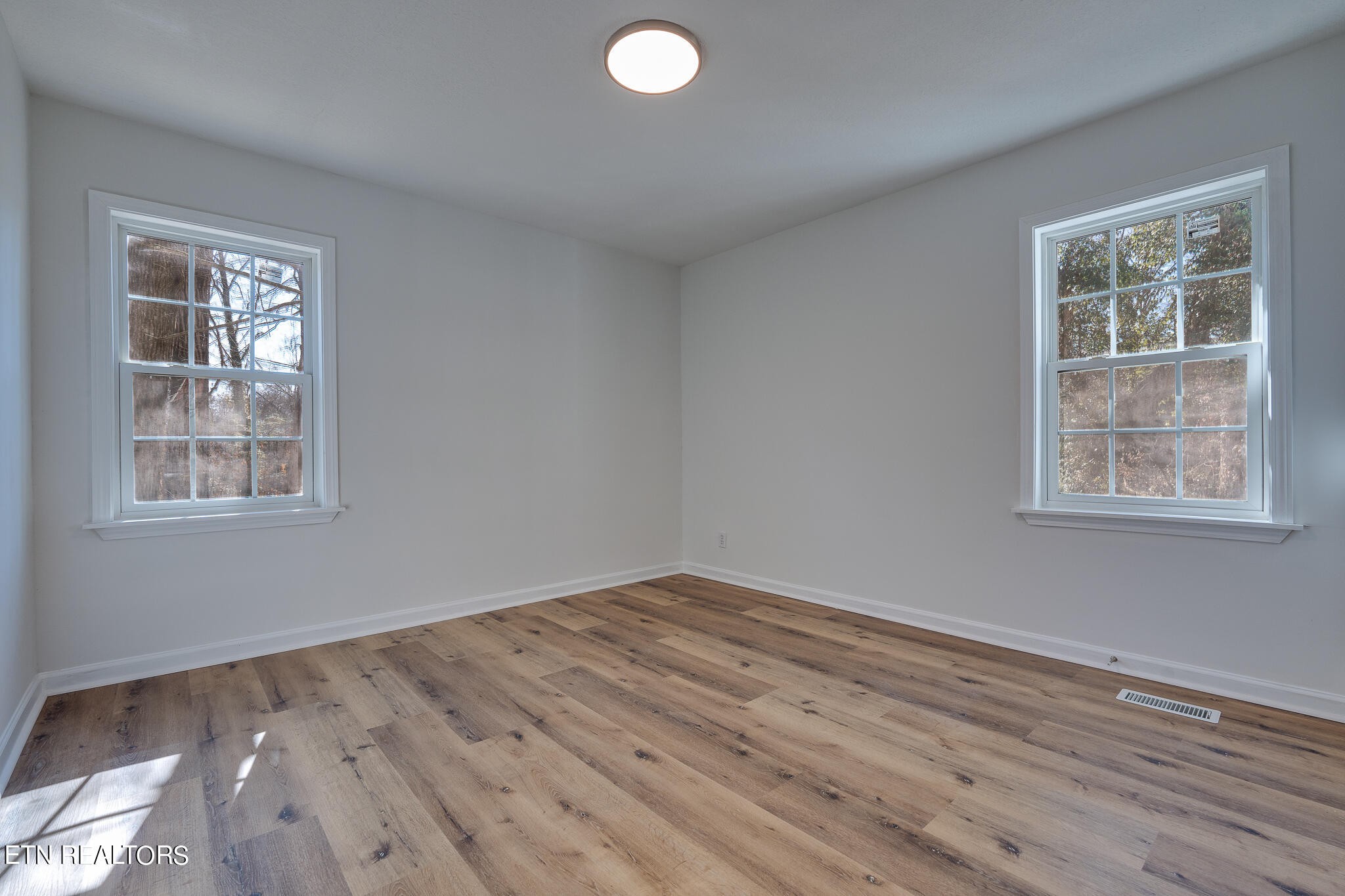 209 Maple Loop Road Knoxville, TN 37920 - Photo 15 of 42 Gallery Image 15