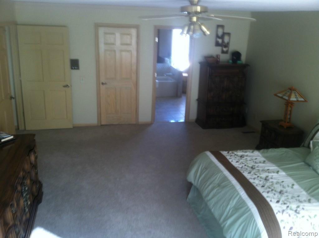 3676 Blue Bush Road Monroe, MI 48162 - Photo 30 of 35 moms iphone 186.jpg