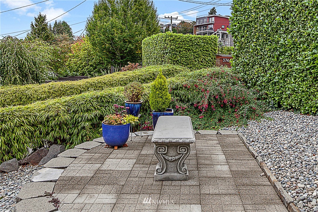 3760 West Commodore Way Seattle, WA 98199 - Photo 25 of 25 Gallery Image 25