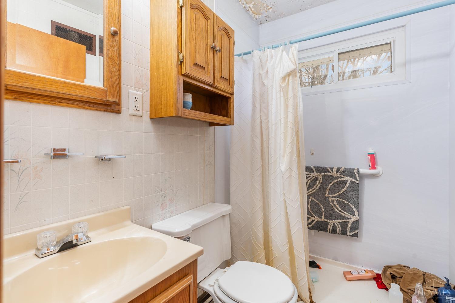 10349 Carter-Howell Road Blanchester, OH 45107 - Photo 14 of 16 Gallery Image 14