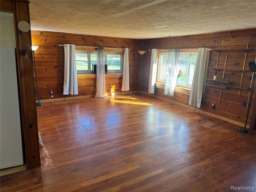 3762 Pratt Road Metamora, MI 48455 - Photo 8 of 20