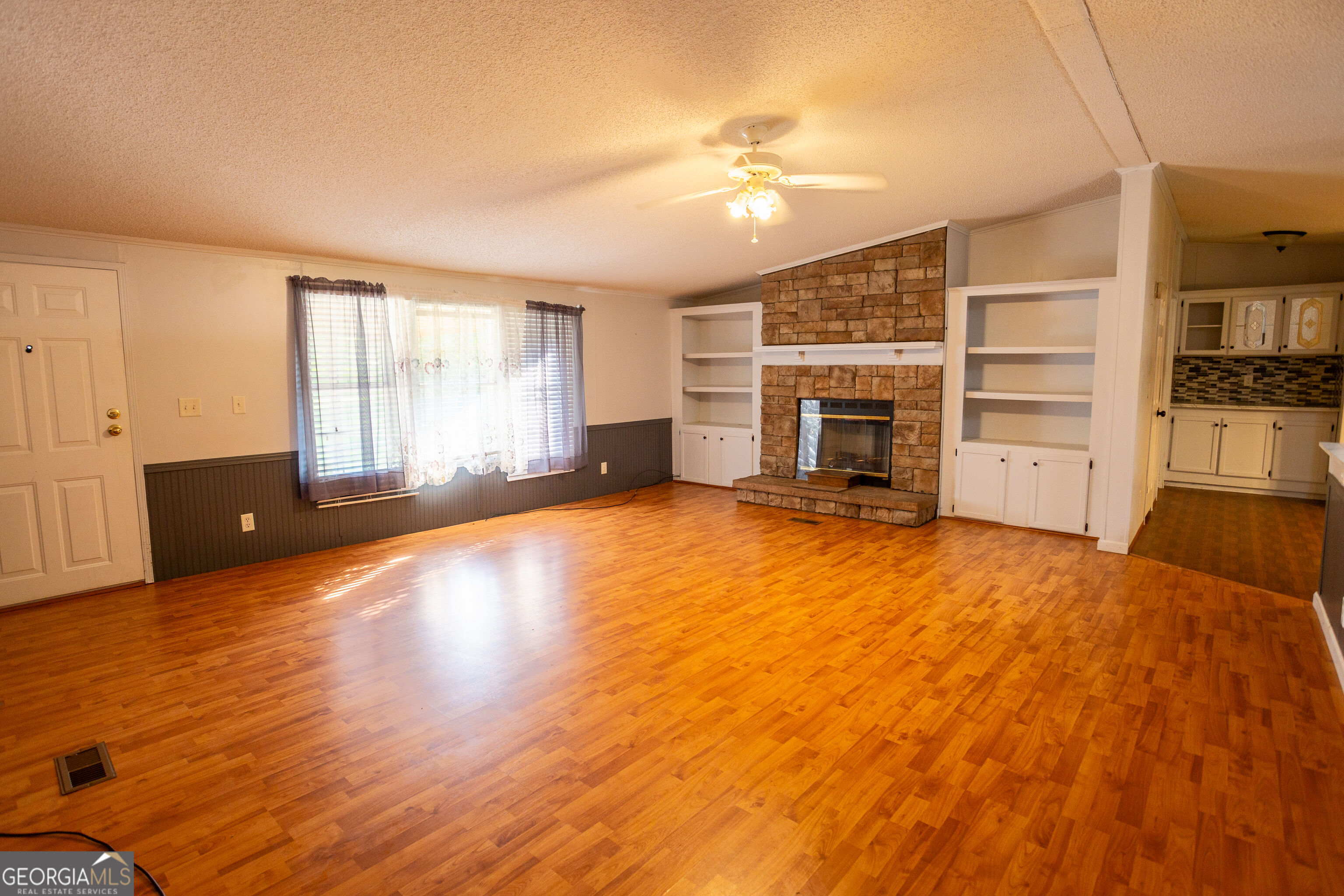 3615 Lake Mayers Road Baxley, GA 31513 - Photo 8 of 18 Gallery Image 8