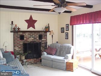 150 Newbolds Corner Road Southampton, NJ 08088 - Photo 5 of 12 Family Room