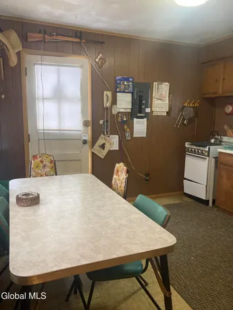 $139,400 | 856 Olmstedville Road, Chester, NY 12853