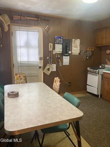 $139,400 | 856 Olmstedville Road, Chester, NY 12853