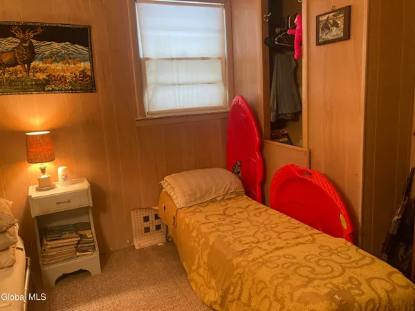 $139,400 | 856 Olmstedville Road, Chester, NY 12853