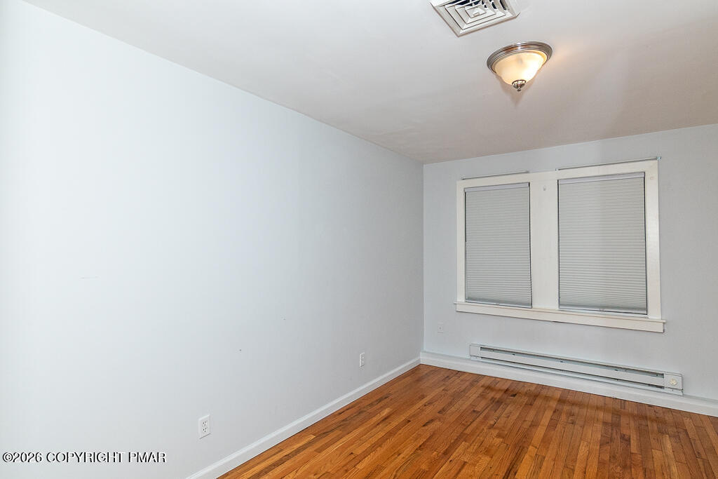 755 White Oak Road Cresco, PA 18326 - Photo 37 of 50 a view of empty room with window
