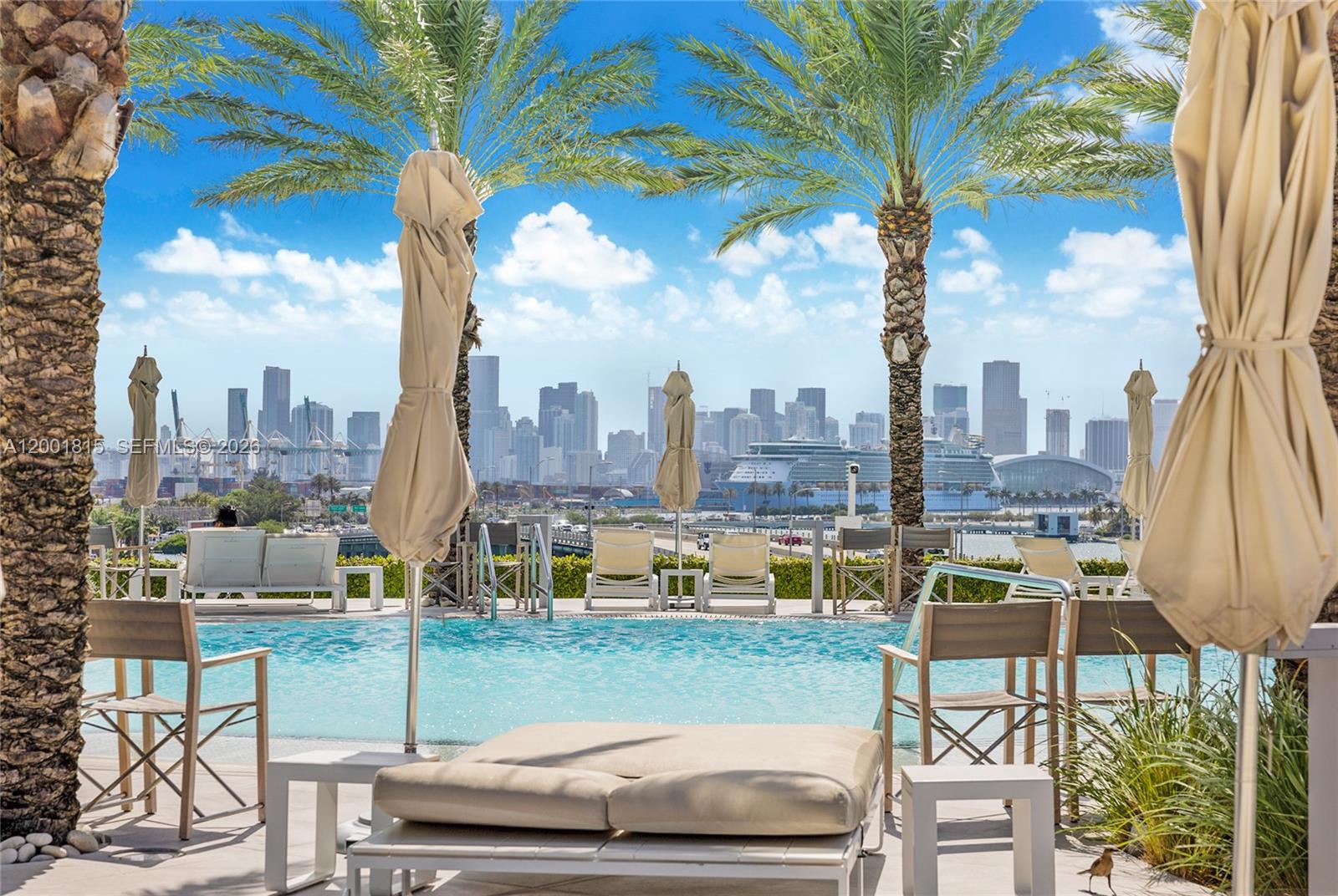 450 Alton Road, Unit 2704 Miami Beach, FL 33139 - Photo 14 of 15