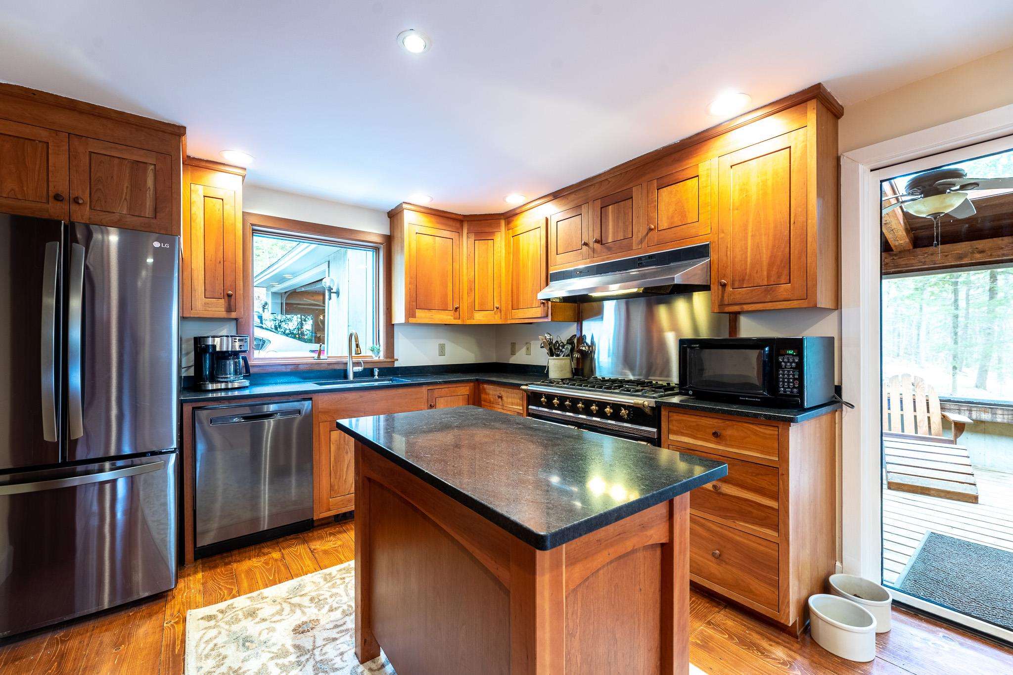 9 Low Road Hanover, NH 03755 - Photo 8 of 38