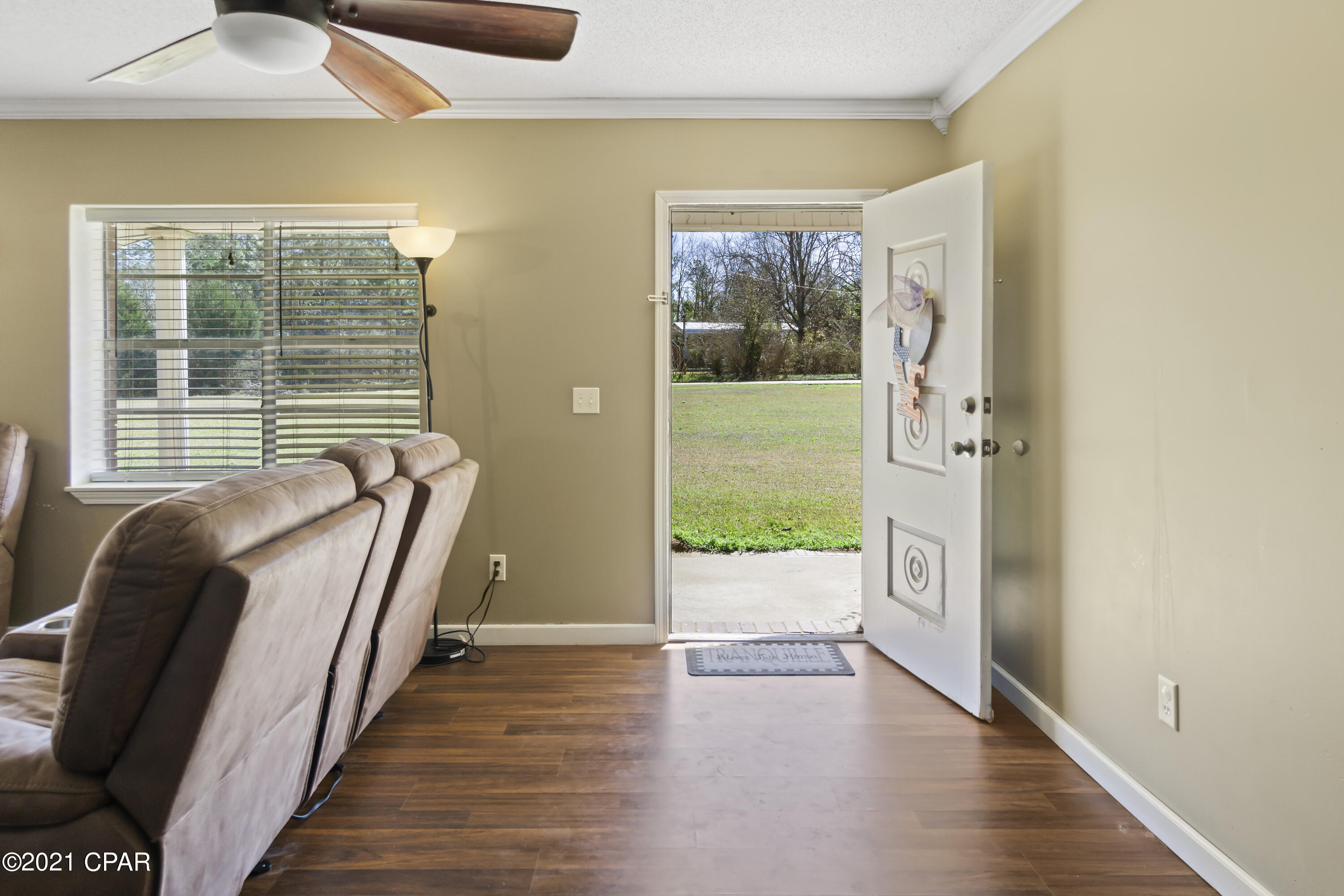 2604 Owens Community Road Vernon, FL 32462 - Photo 4 of 22 Gallery Image 4