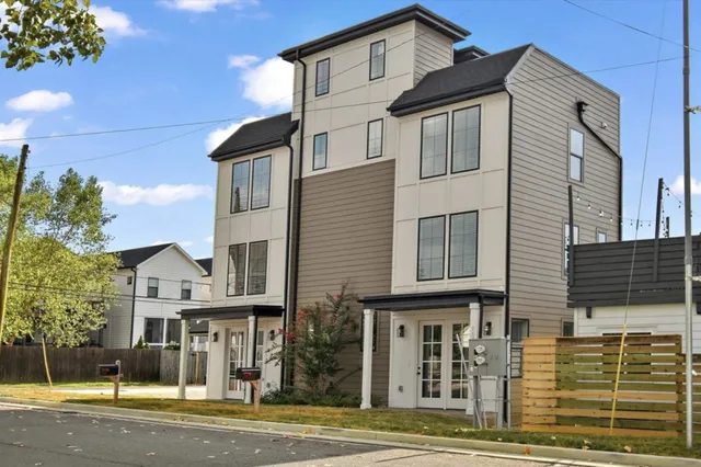 $2,950 | 1509 55th Avenue North, Nashville, TN 37209