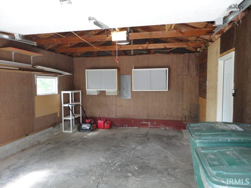 601 North Shellbark Road Muncie, IN 47304 - Photo 33 of 35