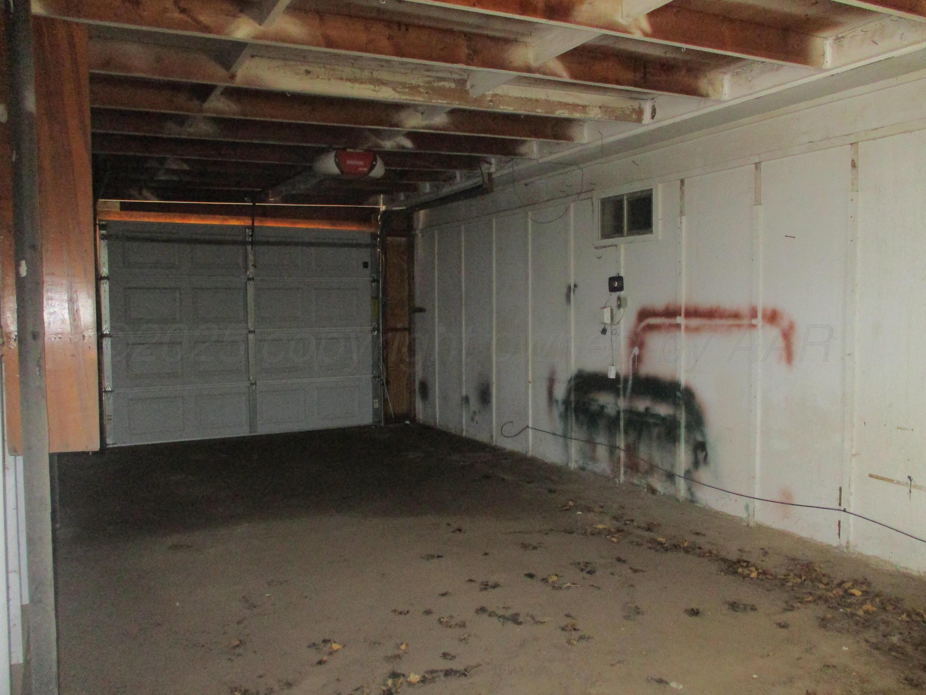 1502 Lancelot Street Borger, TX 79007 - Photo 15 of 16 Garage Interior