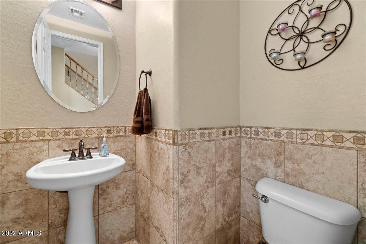 1316 South Martingale Road Gilbert, AZ 85296 - Photo 20 of 23 20-Powder Room