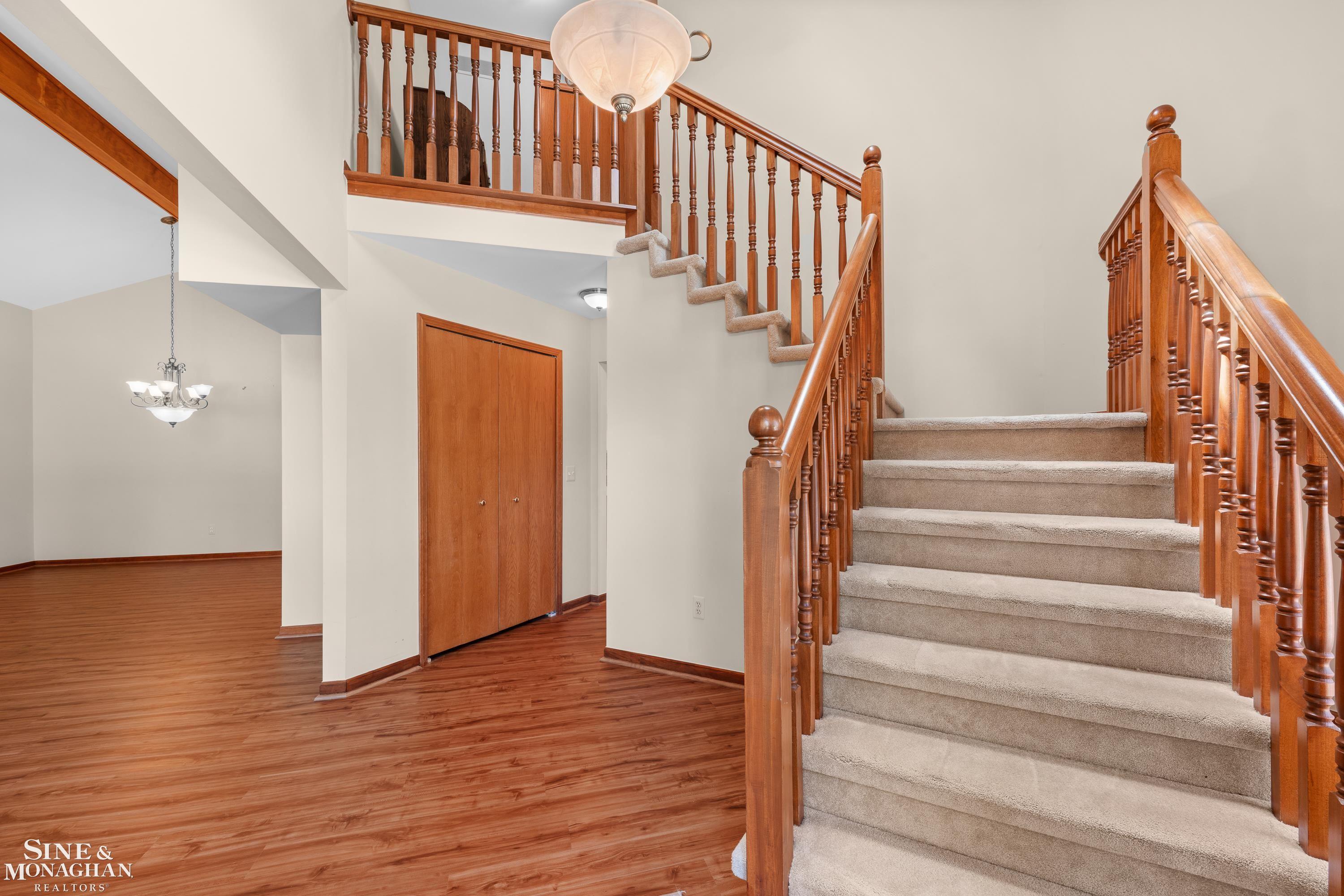 52112 Southview Ridge Macomb, MI 48042 - Photo 3 of 38