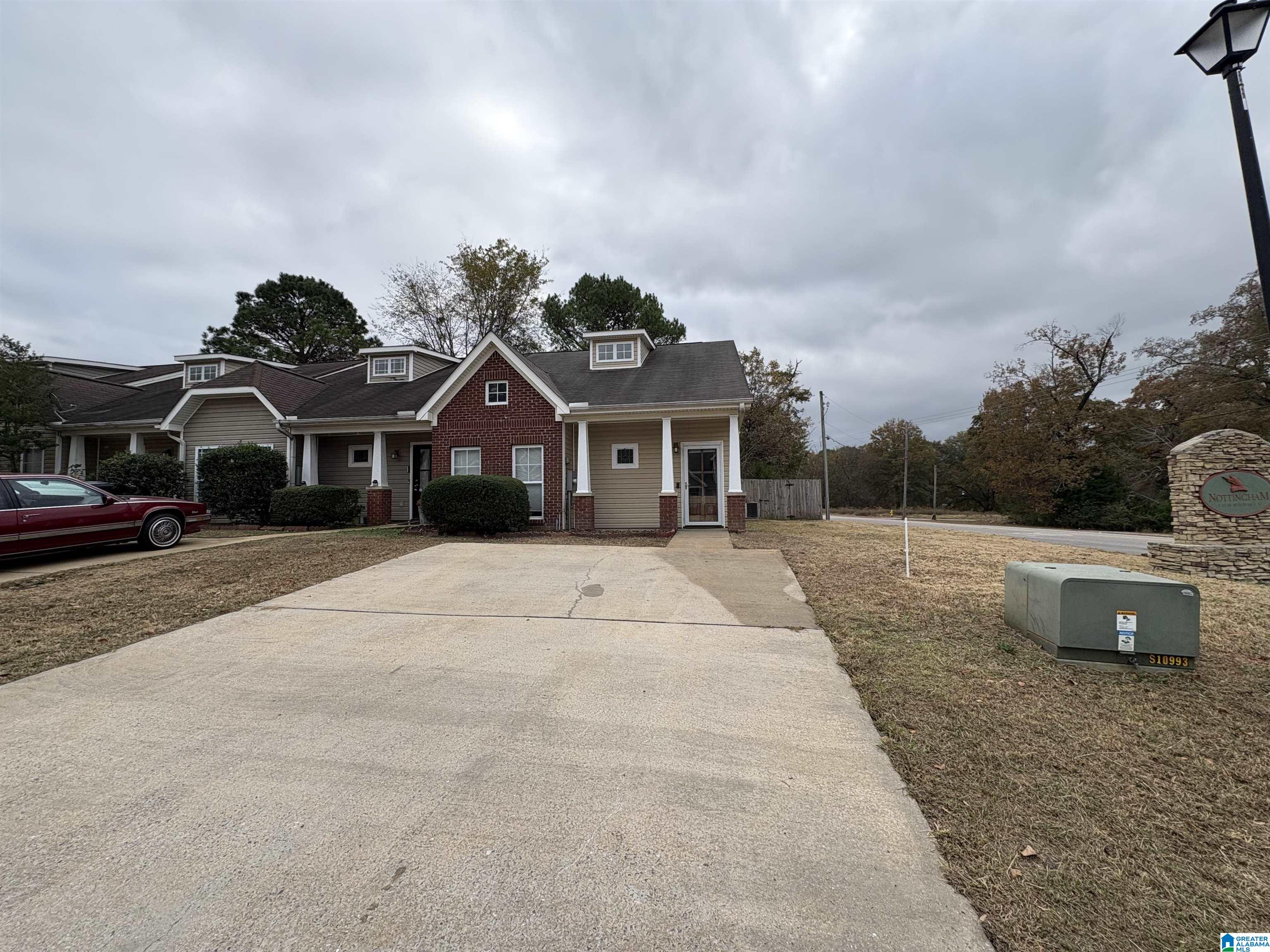 100 Little John Circle Calera, AL 35040 - Photo 2 of 28