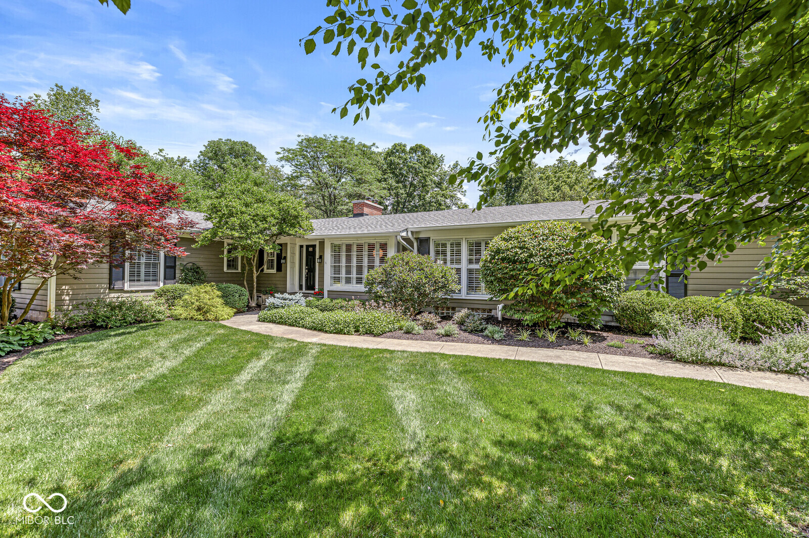 6431 Dean Road Indianapolis, IN 46220 - Photo 1 of 68 Gallery Image 1