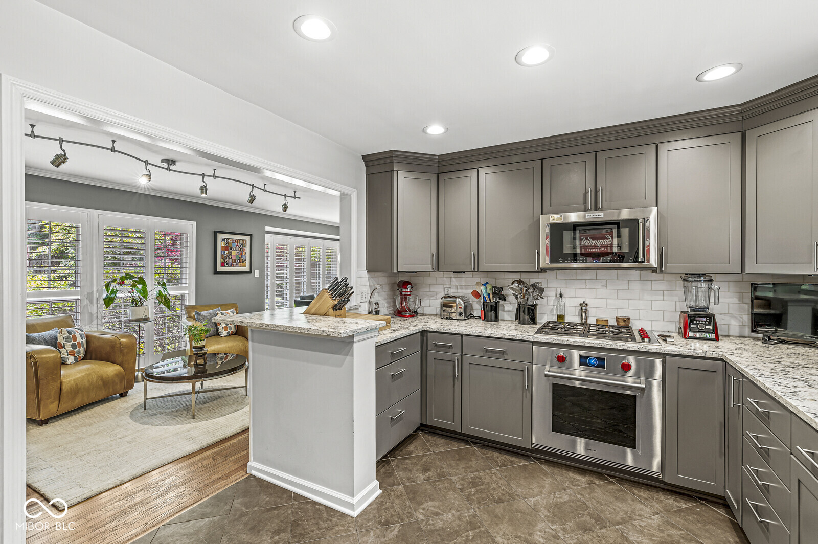 6431 Dean Road Indianapolis, IN 46220 - Photo 16 of 68 Gallery Image 16