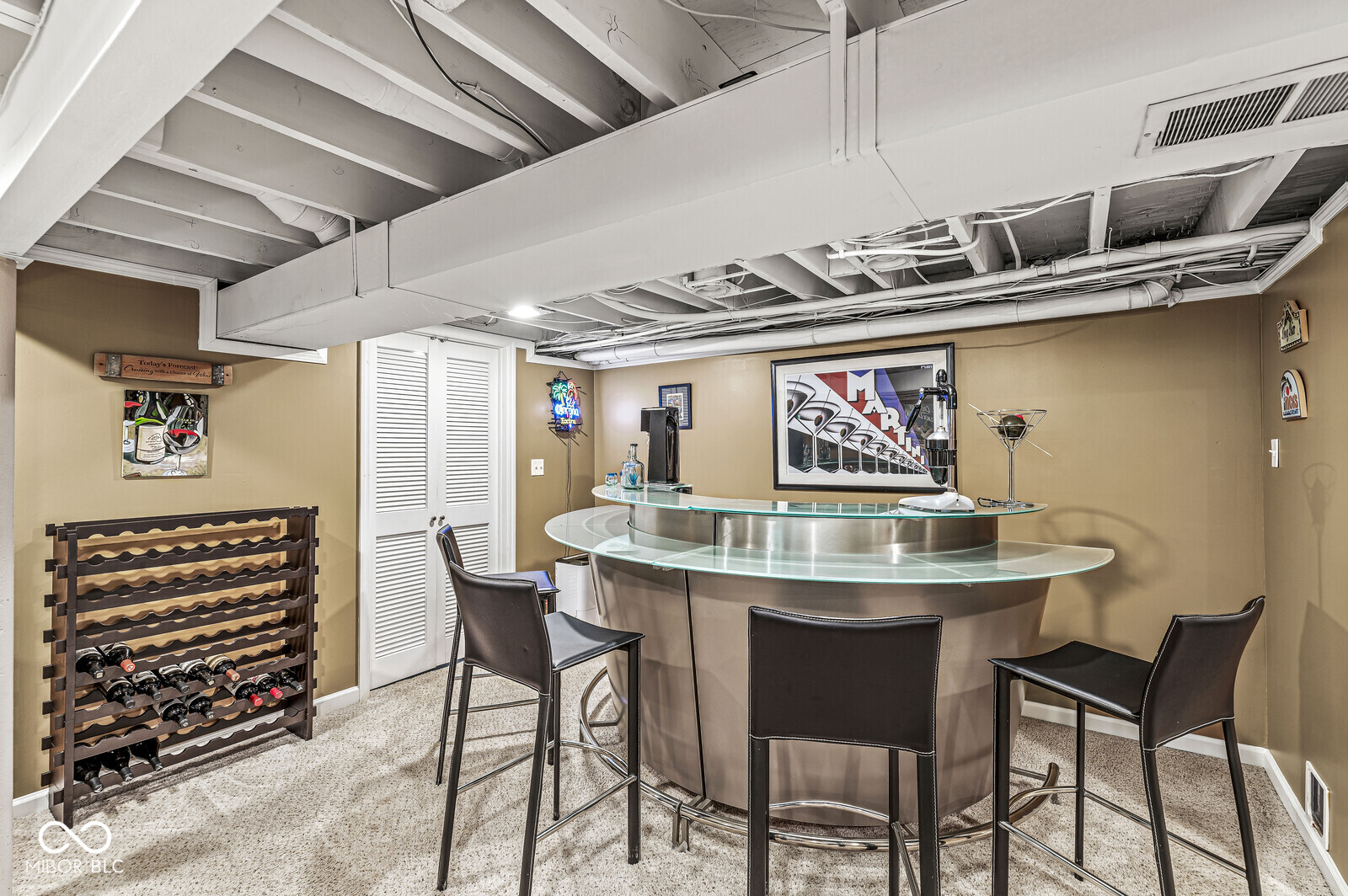 6431 Dean Road Indianapolis, IN 46220 - Photo 34 of 68 Gallery Image 34