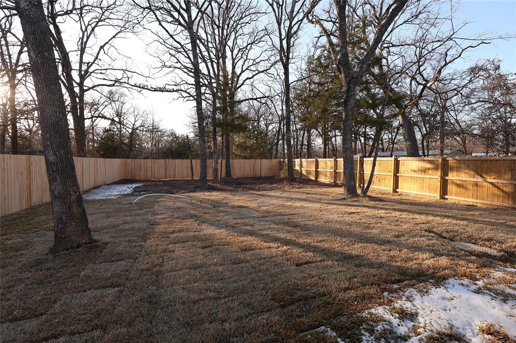 106 Ute Trail Mabank, TX 75156 - Photo 23 of 28 View of fenced backyard