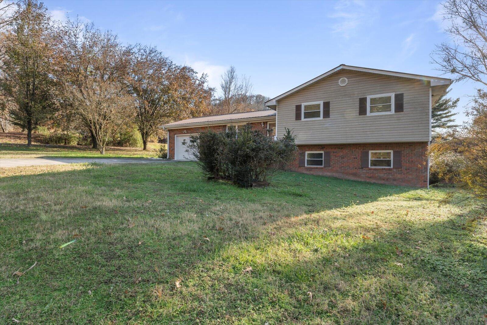204 Tabernacle Road Jasper, TN 37347 - Photo 3 of 26 24-204 Mountain View Cir-24