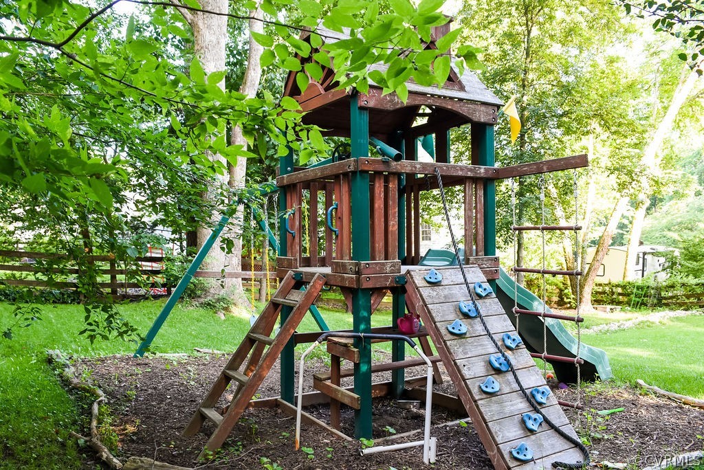 10806 Corryville Road Chesterfield, VA 23236 - Photo 10 of 40 Playset Conveys