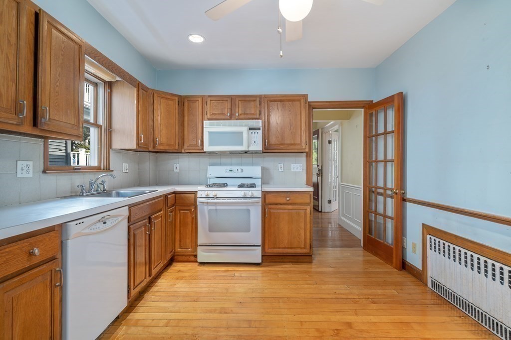 16 Manthorne Road Boston, MA 02132 - Photo 8 of 20 Gallery Image 8