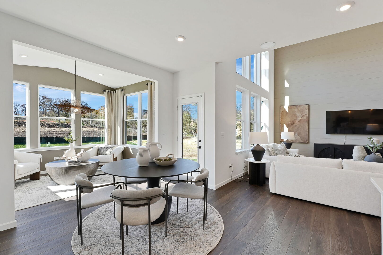 6210 Rivers Edge Drive Lisle, IL 60532 - Photo 14 of 22 a living room with furniture and a flat screen tv